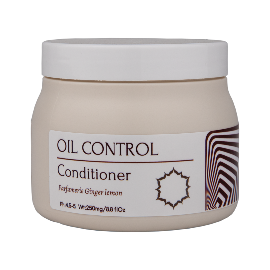 Oil-Control Conditioner for oily hair. Enriched with wheat protein, Pro-Vitamin B5, and a refreshing lemon ginger scent for clean, healthy hair.